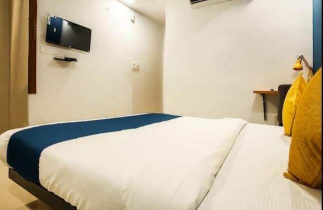 Hotel silver