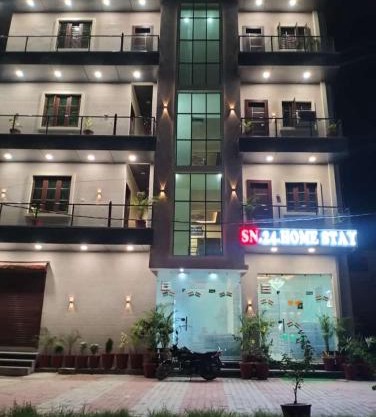 Hotel Sn 24 Homestay