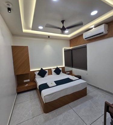 Hotel somtirth