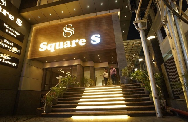 Hotel Square S