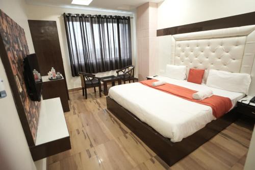 Hotel SR Grand