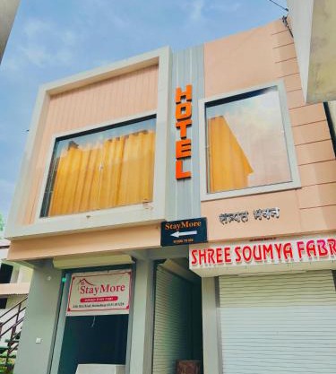 Hotel StayMore Premium Rooms and AC dorms