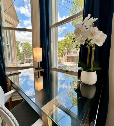 Hotel-Style, No Host, Professionally Managed ID247