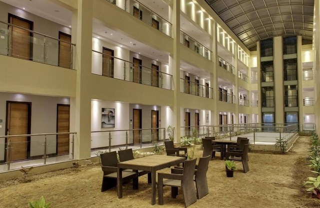 Hotel Suba Grand