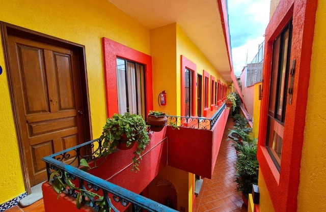 Hotel Suites Del Centro