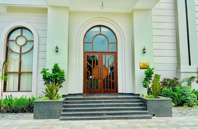 HOTEL SUKH FARM