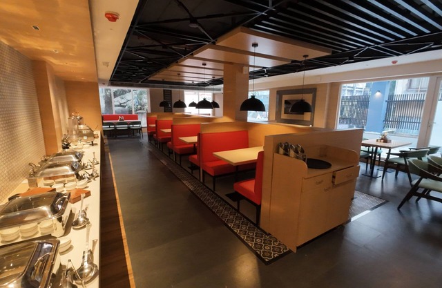 Hotel Sura Grand