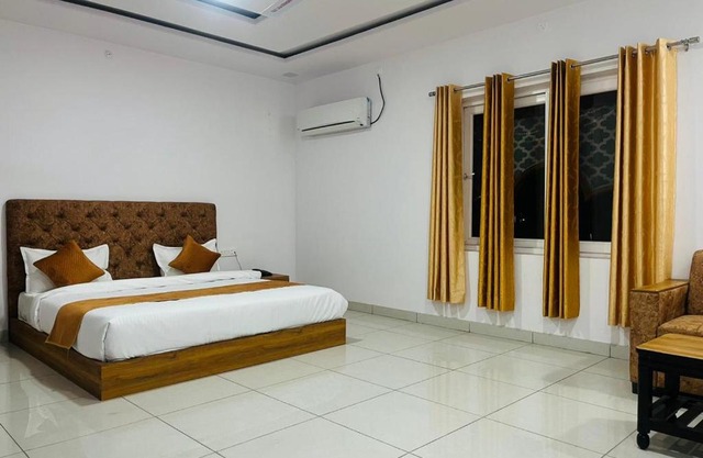 Hotel Surya Inn