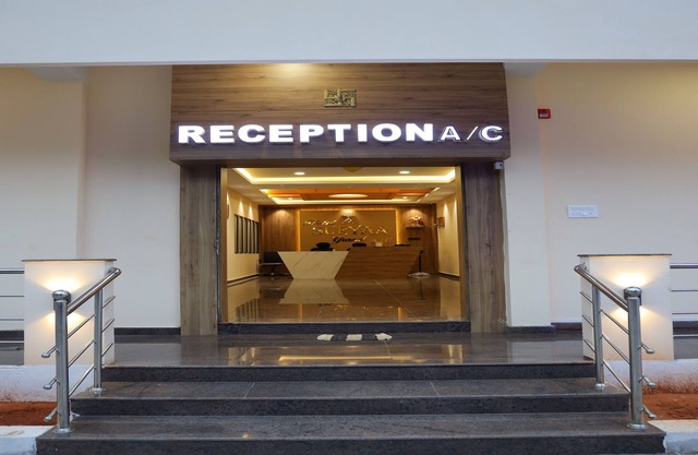 Hotel Suryaa Grand