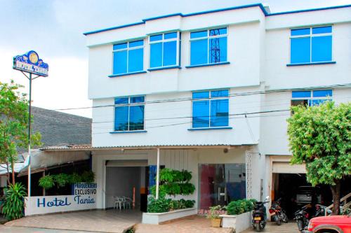 HOTEL TANIA