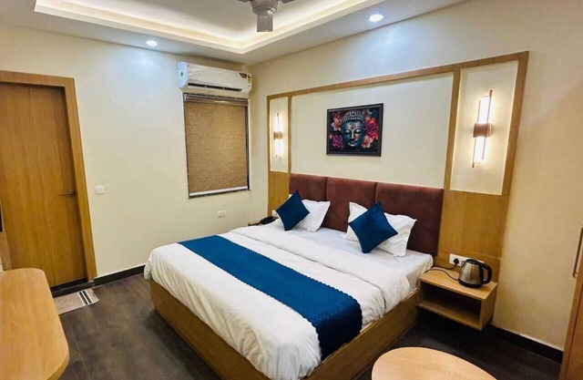Hotel The Ananta Inn
