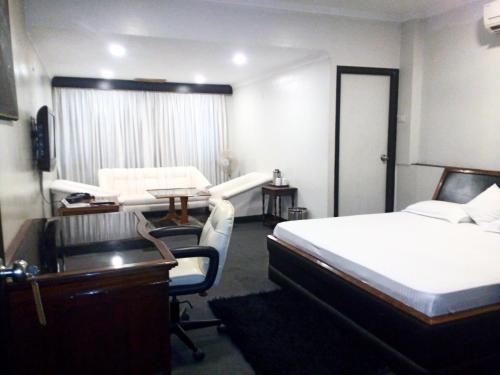 Hotel The Galaxy