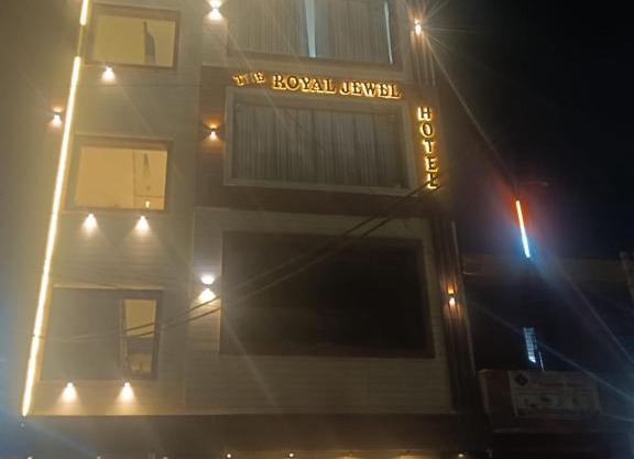hotel the royal jewel