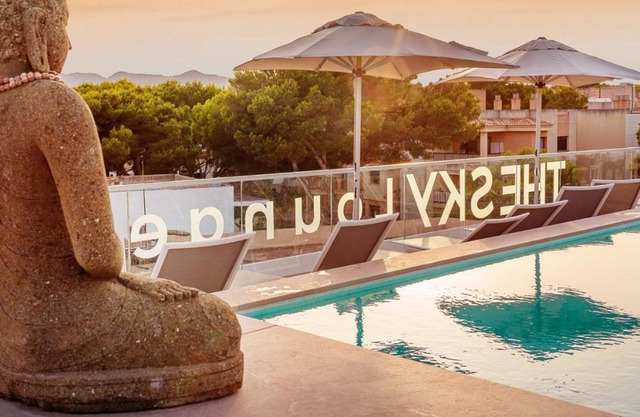 Hotel The Sky – Adults Only