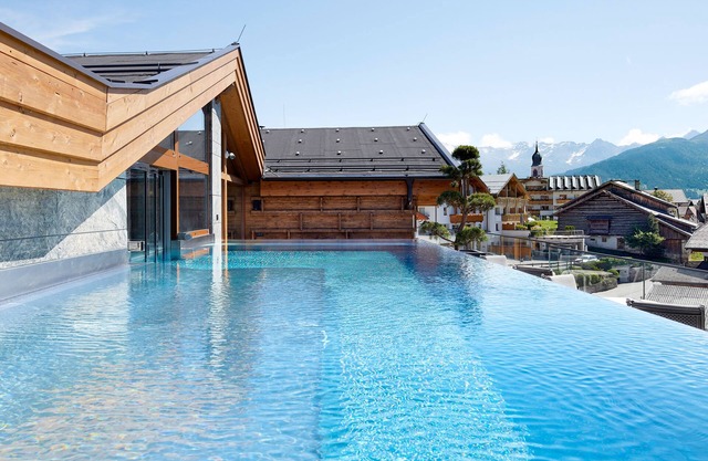 Hotel Tirol