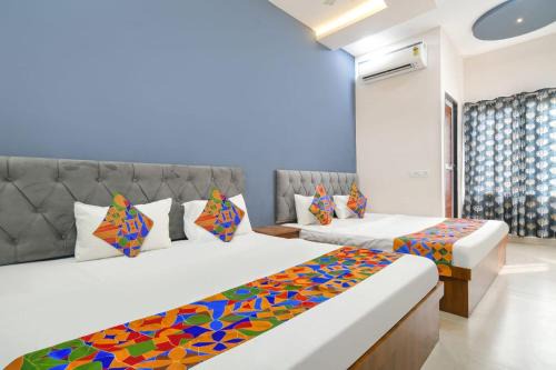 Hotel Tirupati Ujjain ! Near Mahakal Mandir, Railway Station & Bus stand ! Best Location ! Top Rated Property