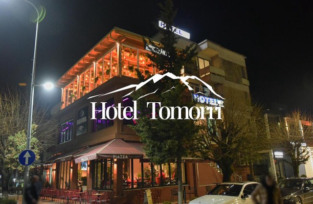Hotel Tomorri
