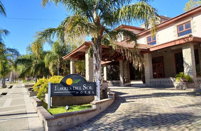 Hotel Torres del Sol