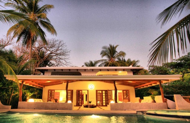 Hotel Tropico Latino
