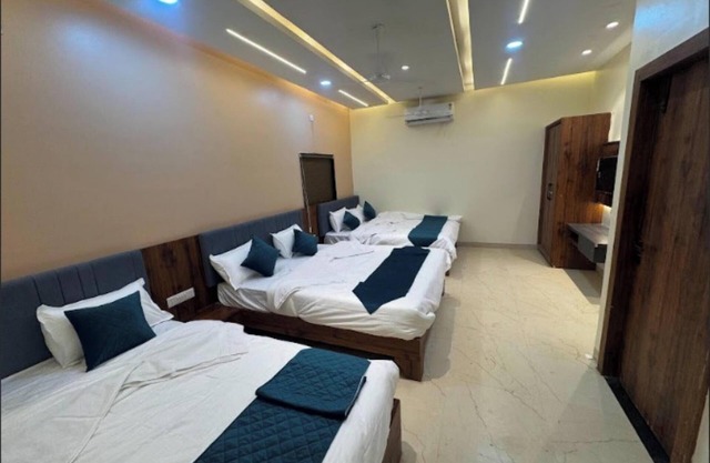 Hotel Tulsi Inn