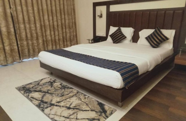 Hotel Udayanraje Palace