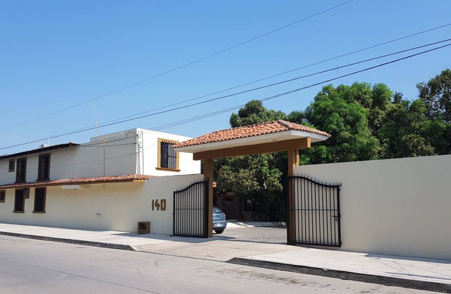Hotel Uke Inn Teran