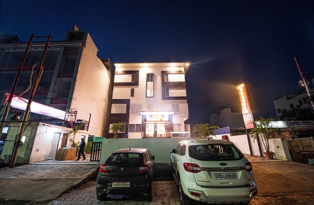 HOTEL URBANE INN