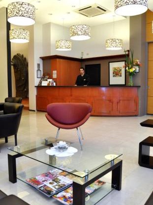 Hotel UTHGRA de las Luces