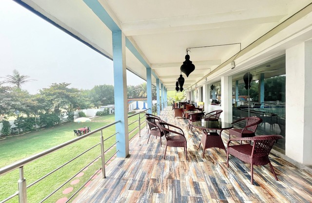 Hotel V-i sea view - Puri