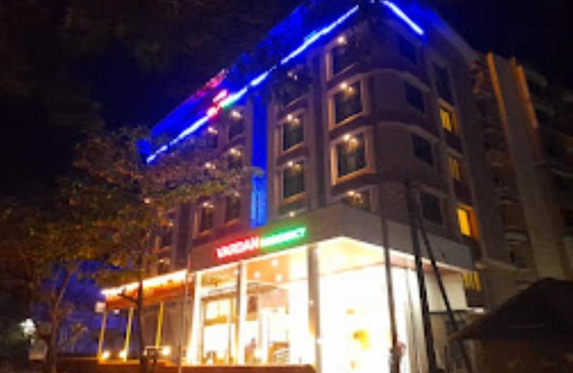 Hotel Vardan Residency, Ratnagiri