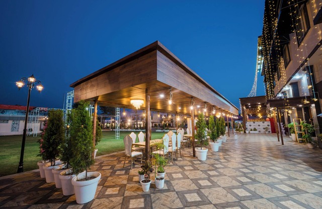 Hotel Vasdaa Grand