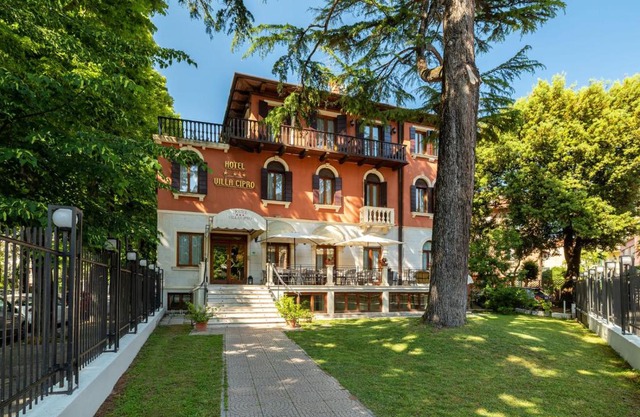 Hotel Villa Cipro