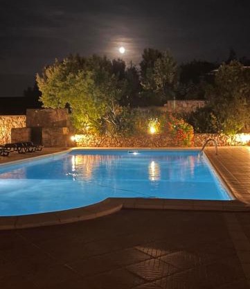 Hotel Villaggio Ristorante Pizzeria Museo TANIT