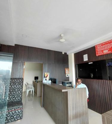 Hotel vivek executive