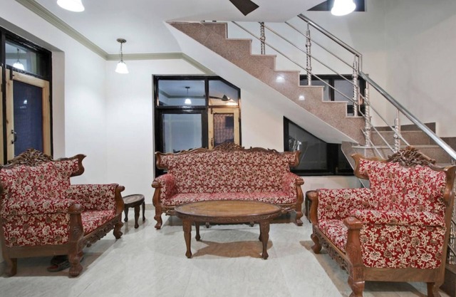 Hotel West Inn