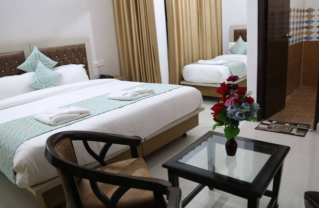 Hotel Yog Tapovan