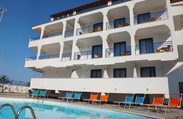 Hotel Yria