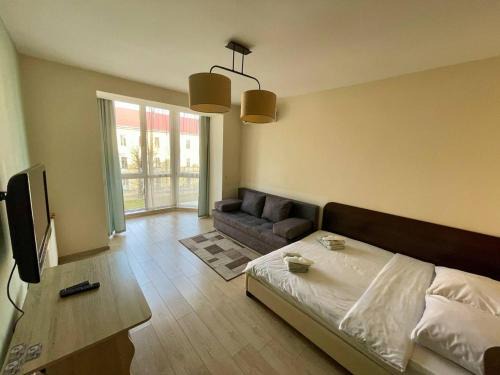 HotelRoom 32