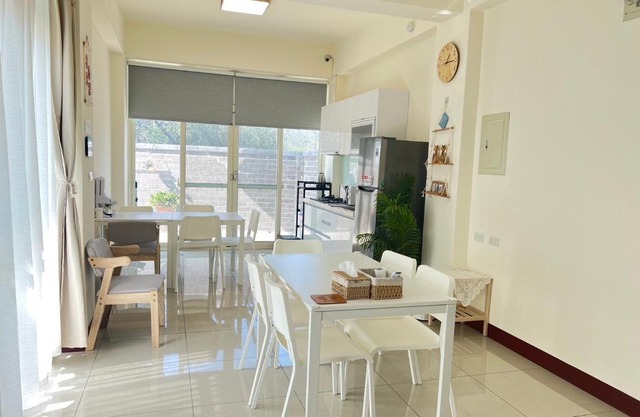 Hourlight Homestay