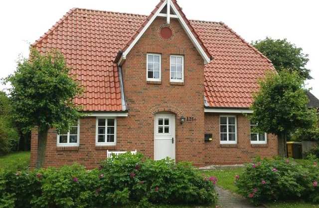 Casa 121a, Alemania
