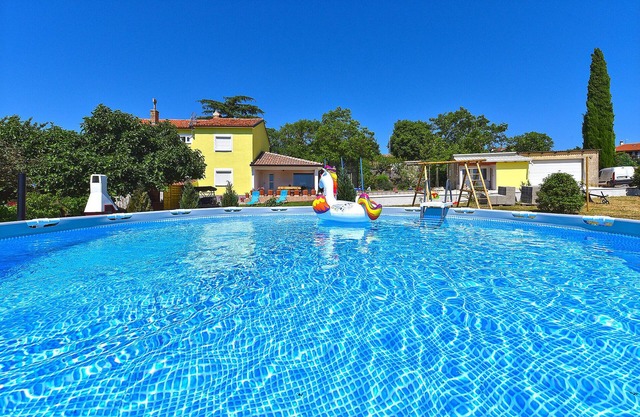 House 2065/32772 (Istria - Žminj), 20000m from the beach