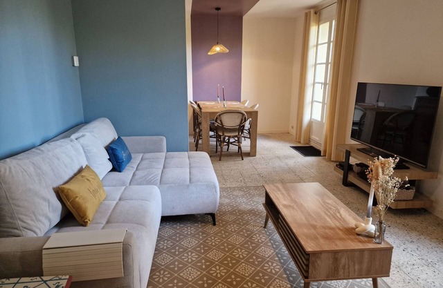 House 3 bedrooms, quiet, garden, view, near Sarlat