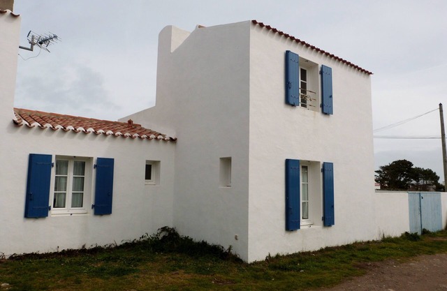 House 4 persons 700m port Joinville 100m from the sea