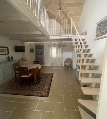 House Amedeo di Savoia Deluxe