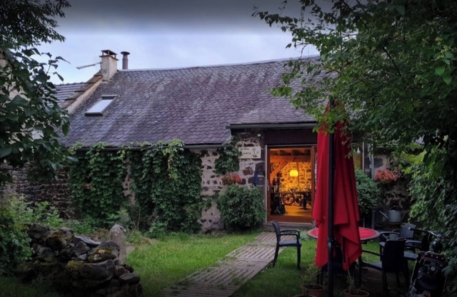 House at the foot of the puy de dôme located in the chaine des puys near Vulcania.