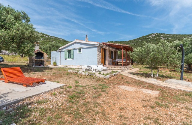 House Cherry (14591-K1) - Tkon - Isla Pasman