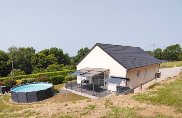 House casa Maya bungalow near honey lake free wifi above ground pool
