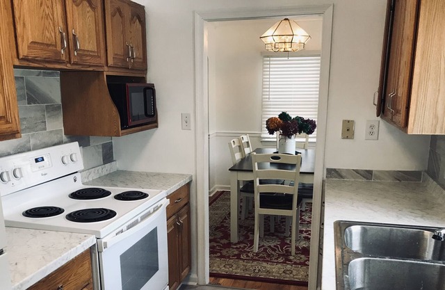 House Close to Bayhealth Kent Campus, Speedway, AFB and beaches