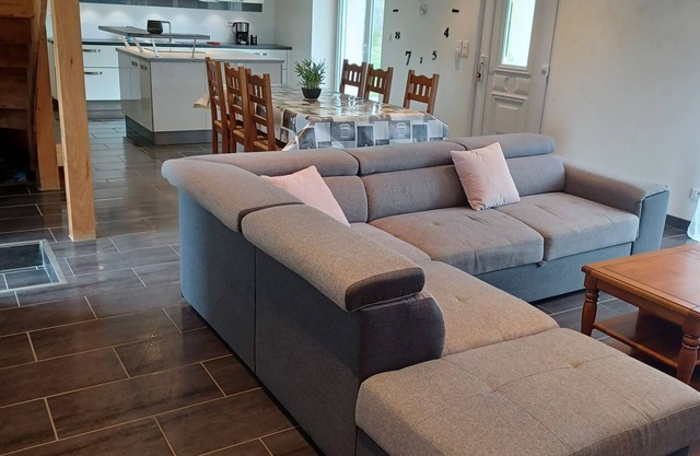 House close to beaches and shops in Telgruc on the Crozon peninsula