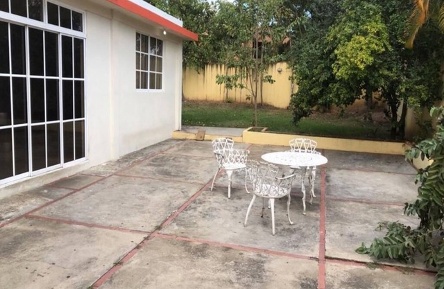 Preciosa casa en las colinas